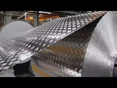 Quelle est la qualité d'une plaque en aluminium diamanté?