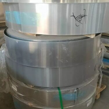 acheter 5154 5454 Largeur adaptée aux besoins du client lisse blanche en aluminium résistante à l'usure de petit pain de bobine fabrication en ligne